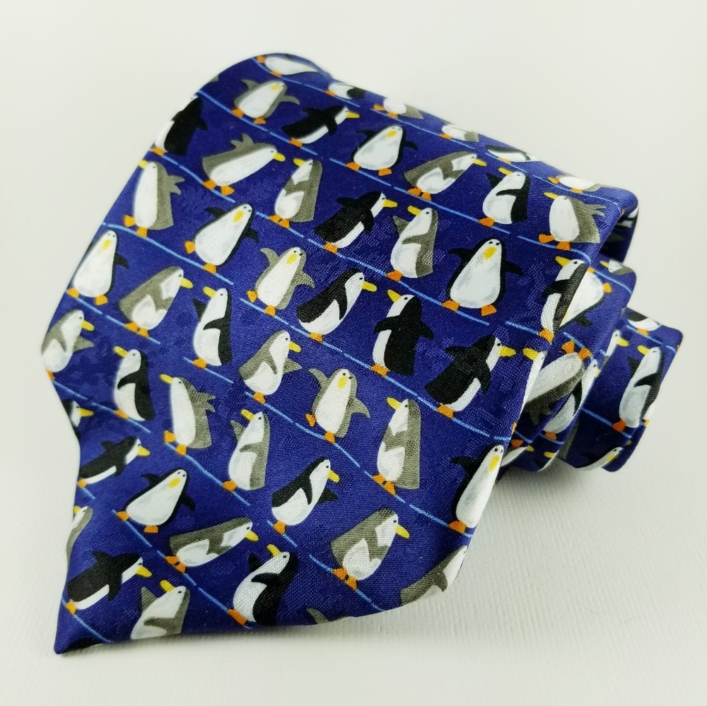 JINGLE BELLS | novelty penguin tie 59"